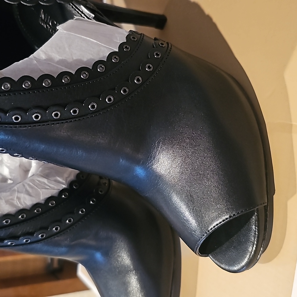 Mk Booties - image 2